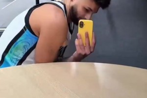 😂你拍我我拍你！名场面：穆雷搞笑模仿跟队小编！